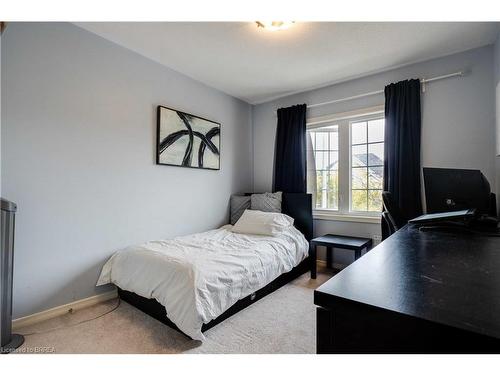 4269 Murvel Avenue, Burlington, ON - Indoor Photo Showing Bedroom