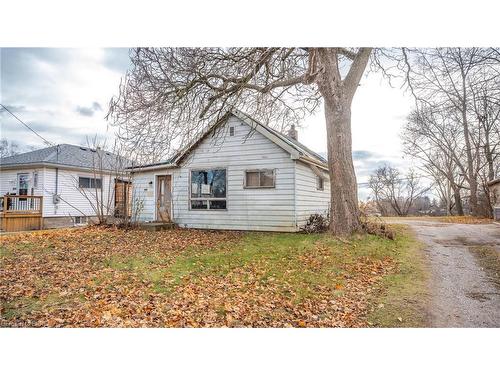 202 Charing Cross Street, Brantford, ON - Outdoor