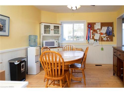 264 Oakland Road, Scotland, ON - Indoor Photo Showing Dining Room