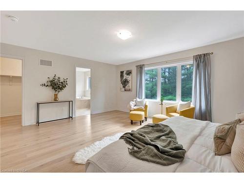 61 Stauffer Road, Brantford, ON - Indoor Photo Showing Bedroom