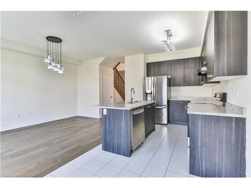 6 Mclaren Avenue, Brantford, ON - Indoor Photo Showing Kitchen With Stainless Steel Kitchen With Upgraded Kitchen