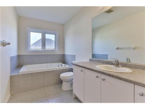 6 Mclaren Avenue, Brantford, ON - Indoor Photo Showing Bathroom