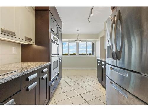 2-164 Paris Road, Brantford, ON - Indoor Photo Showing Kitchen With Stainless Steel Kitchen