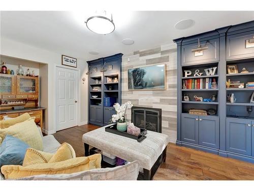 23 Scarfe Gardens, Brantford, ON - Indoor Photo Showing Living Room With Fireplace