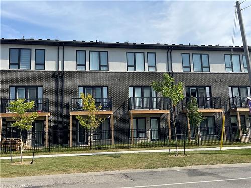 39-720 Grey Street, Brantford, ON - Outdoor With Balcony With Facade