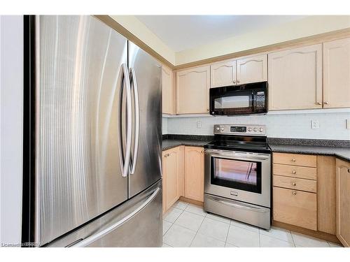 17-220 Blackburn Drive, Brantford, ON - Indoor Photo Showing Kitchen With Stainless Steel Kitchen