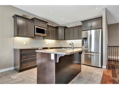 7 Cavendish Court, Simcoe, ON - Indoor Photo Showing Kitchen With Stainless Steel Kitchen With Upgraded Kitchen