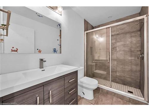 396 Denlow Avenue, Hamilton, ON - Indoor Photo Showing Bathroom