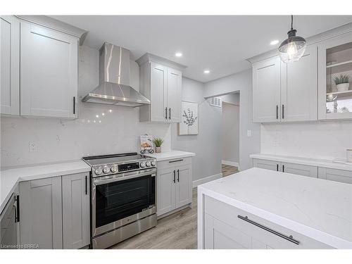 2 Keeler Place, Brantford, ON - Indoor Photo Showing Kitchen