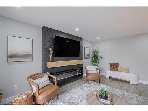 2 Keeler Place, Brantford, ON - Indoor Photo Showing Living Room With Fireplace