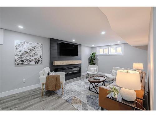 2 Keeler Place, Brantford, ON - Indoor Photo Showing Living Room With Fireplace