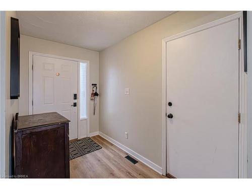 261 Brantwood Park Road, Brantford, ON - Indoor Photo Showing Other Room