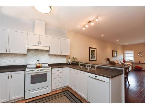 52-10 Cobblestone Drive, Paris, ON - Indoor Photo Showing Kitchen With Double Sink