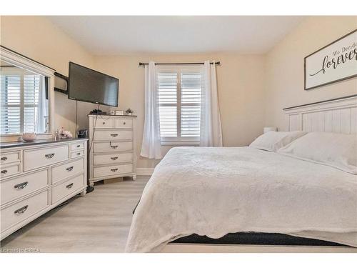 3191 Windham West Quarter Line Road, Norfolk County, ON - Indoor Photo Showing Bedroom