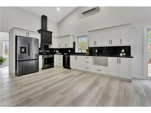 59 Laurel Street, Paris, ON - Indoor Photo Showing Kitchen