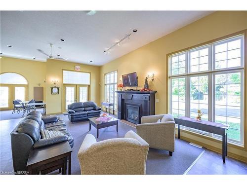 185-2025 Meadowgate Boulevard, London, ON - Indoor Photo Showing Living Room With Fireplace