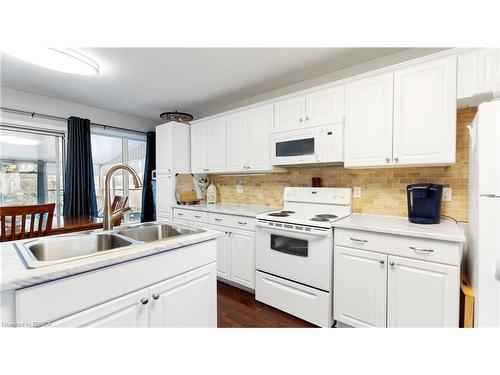 21 Long Point Boulevard, Port Rowan, ON - Indoor Photo Showing Kitchen With Double Sink