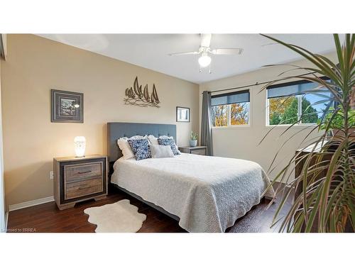 21 Long Point Boulevard, Port Rowan, ON - Indoor Photo Showing Bedroom