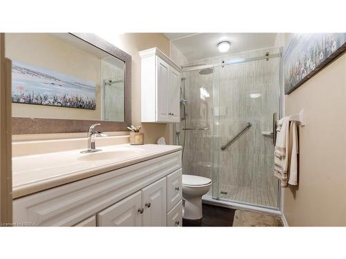 21 Long Point Boulevard, Port Rowan, ON - Indoor Photo Showing Bathroom