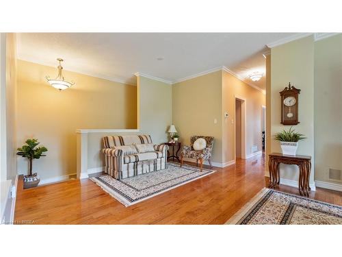 137 Thoroughbred Boulevard, Ancaster, ON - Indoor