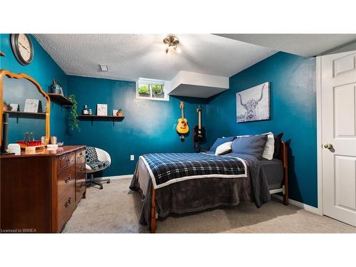 137 Thoroughbred Boulevard, Ancaster, ON - Indoor Photo Showing Bedroom