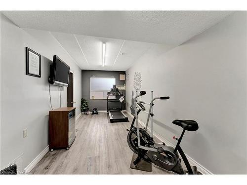 305-88 Tollgate Road, Brantford, ON - Indoor Photo Showing Gym Room