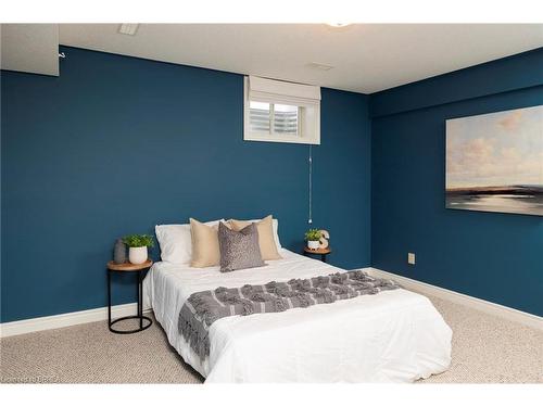 1-25 Cobden Court, Brantford, ON - Indoor Photo Showing Bedroom