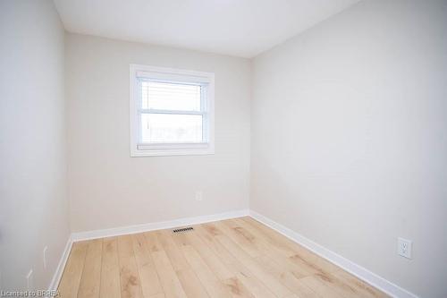 46 Enfield Crescent, Brantford, ON - Indoor Photo Showing Other Room