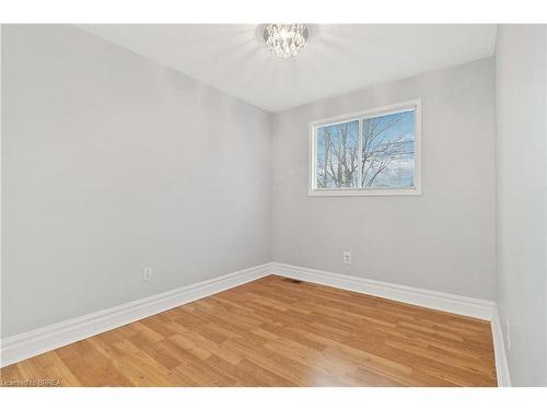 7 Normandy Place, Brantford, ON - Indoor Photo Showing Other Room