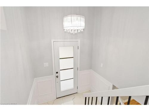 7 Normandy Place, Brantford, ON - Indoor Photo Showing Other Room