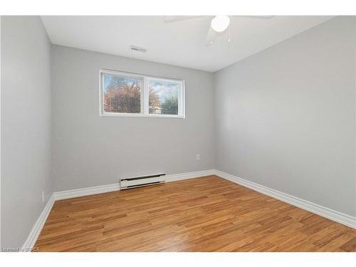 7 Normandy Place, Brantford, ON - Indoor Photo Showing Other Room