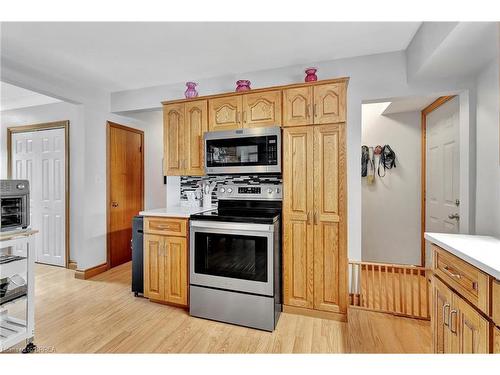 2 Saint Catharine Street, Burford, ON - Indoor Photo Showing Kitchen