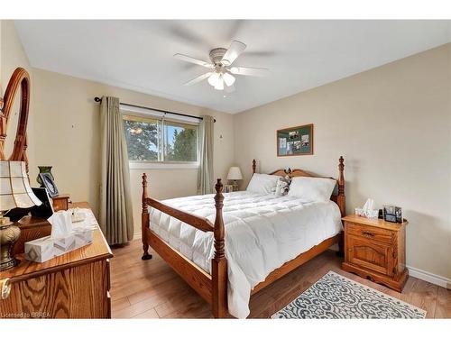 2 Saint Catharine Street, Burford, ON - Indoor Photo Showing Bedroom