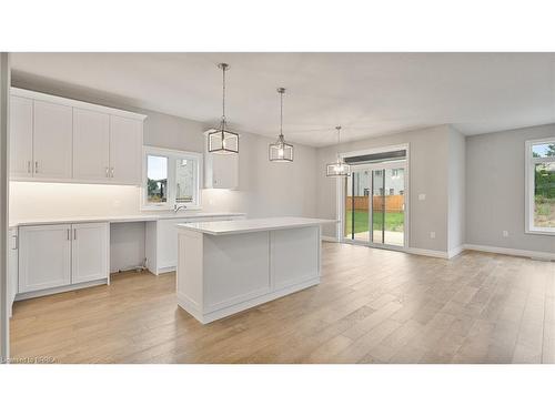 45 Vanrooy Trail, Waterford, ON - Indoor Photo Showing Kitchen With Upgraded Kitchen