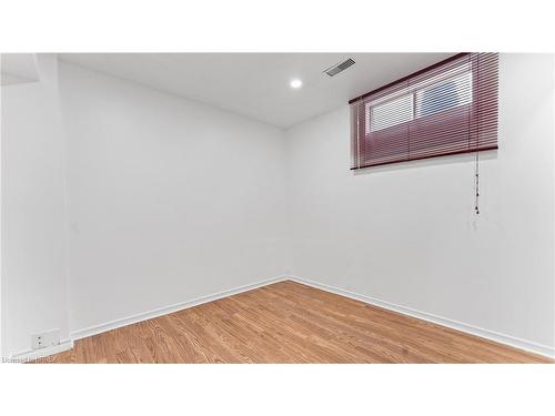 203 Brantwood Park Road, Brantford, ON - Indoor Photo Showing Other Room