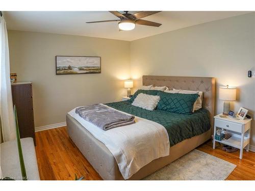 71 Norman Street, Brantford, ON - Indoor Photo Showing Bedroom