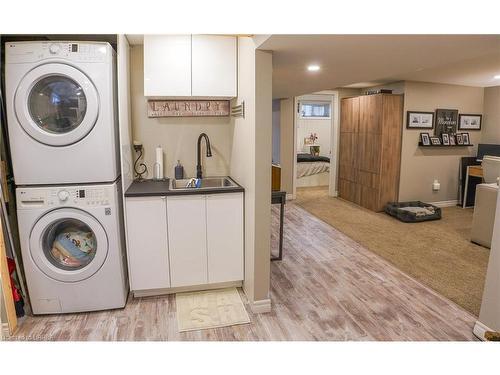 71 Norman Street, Brantford, ON - Indoor Photo Showing Laundry Room