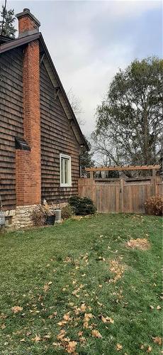 17 Forest Road, Brantford, ON - Outdoor