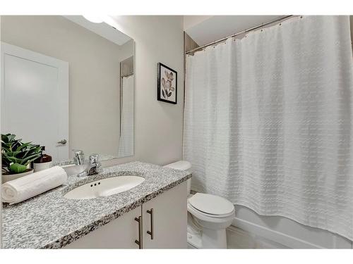 230 Middleton Street, Thamesford, ON - Indoor Photo Showing Bathroom