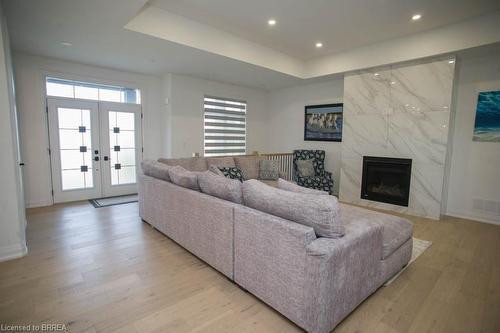 14 Bowen Place, Oakland, ON - Indoor Photo Showing Living Room With Fireplace