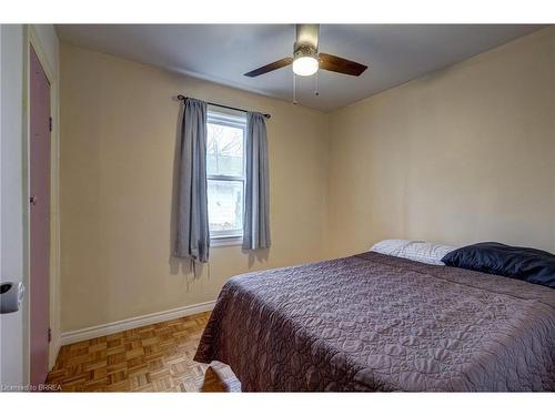 77 Fourth Avenue, Aylmer, ON - Indoor Photo Showing Bedroom