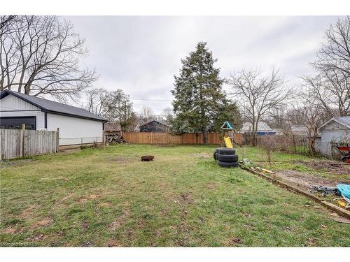 77 Fourth Avenue, Aylmer, ON - Outdoor With Backyard