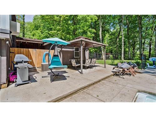 12 Campbell Farm Road, Brantford, ON - Outdoor