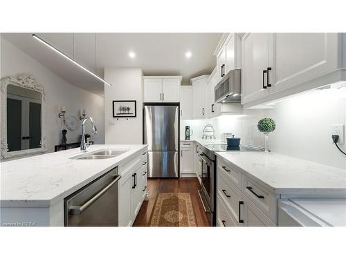 38-29 Schuyler Street, Paris, ON - Indoor Photo Showing Kitchen With Stainless Steel Kitchen With Double Sink With Upgraded Kitchen