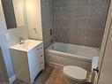 5-427 Colborne Street, Brantford, ON  - Indoor Photo Showing Bathroom 