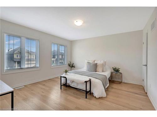 61 Stauffer Road, Brantford, ON - Indoor Photo Showing Bedroom