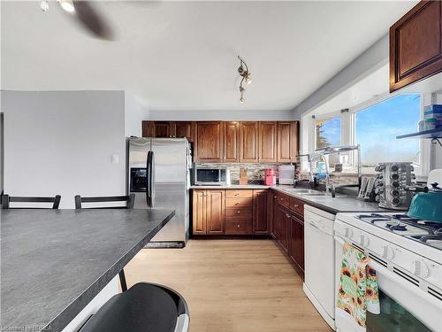 6 Beverly Drive, Peacock Point, ON - Indoor Photo Showing Kitchen