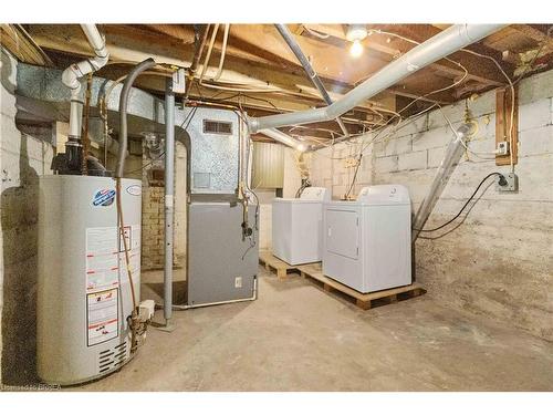 29/31 London Street, Tillsonburg, ON - Indoor Photo Showing Laundry Room