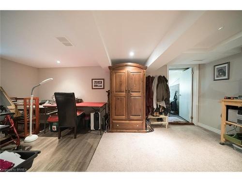 142 Cayuga Street, Brantford, ON - Indoor