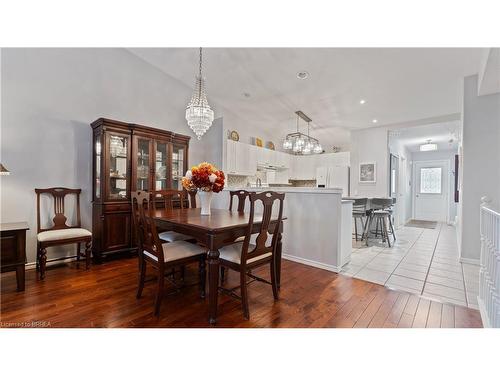 7-24 Griffiths Drive, Paris, ON - Indoor Photo Showing Dining Room